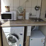 Varnaflats Guest Vendégház 2*