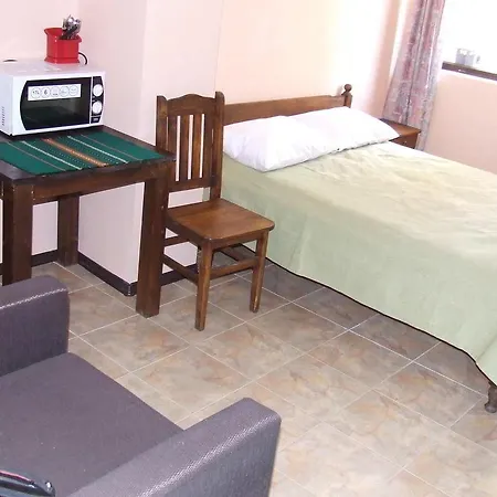 Pensjonat Varnaflats Guest