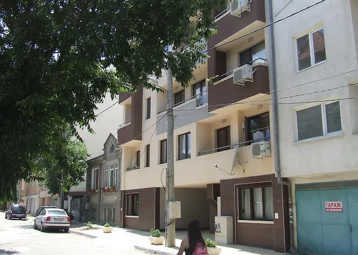 בית הארחה Varnaflats Guest 2*